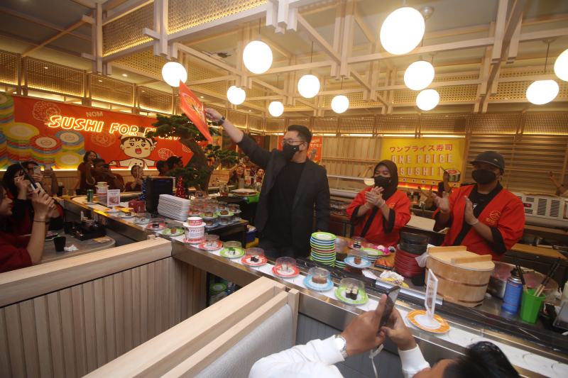 Shem Sushi kini hadir di Mal Pentacity, Balikpapan Super Block (BSB), tepatnya di lantai GF. (foto:anggi praditha)