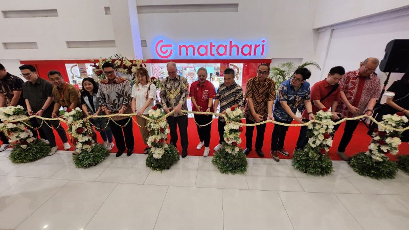 Matahari membuka satu gerai baru di Plaza Balikpapan, Rabu (5/4).