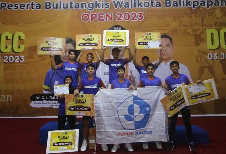 PB PKT sukses menjuarai Wali Kota Balikpapan Open 2023 yang berlangsung 29 Mei hingga 3 Juni di BSCC Dome, Balikpapan. Klub bulu tangkis asal Bontang ini sukses menggondol juara dari empat nomor berbeda.
