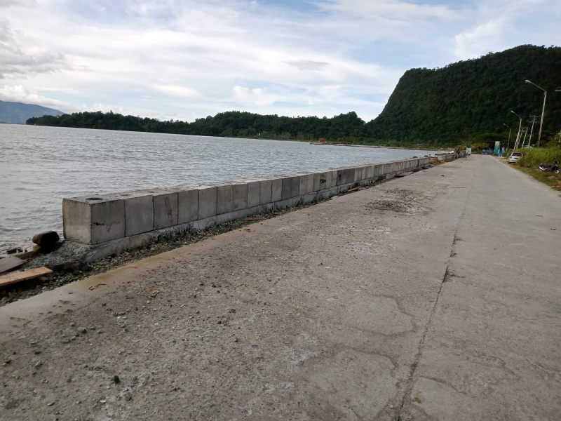 BERBAHAN FABA: Tampilan breakwater yang dibuat menggunakan bahan FABA dari pembangkit listrik tenaga uap Holtekamp di Papua.