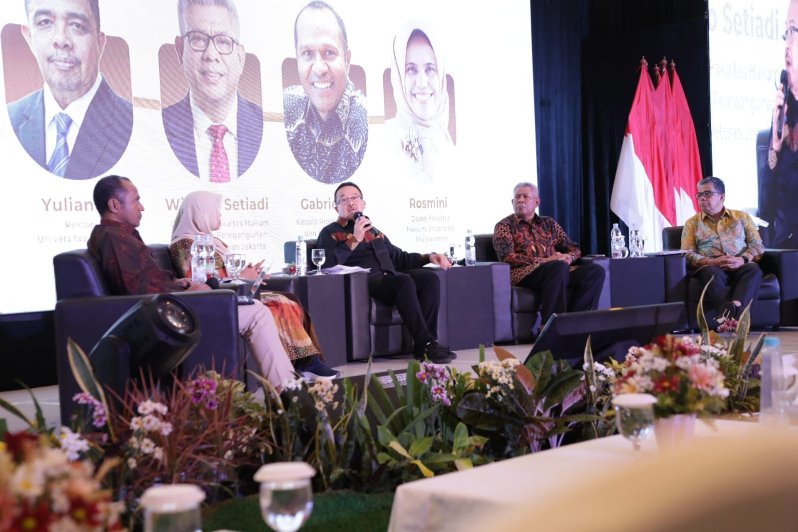 Konsultasi publik yang berlangsung di Hotel Grand Jatra, Balikpapan, Jum’at (4/8). (Foto : Dokumentasi Otorita IKN)