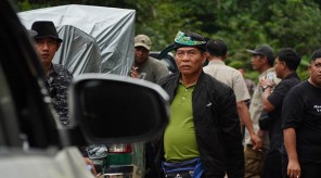 TIBA DI KRAYAN: Gubernur Kaltara Drs H Zainal Arifin Paliwang SH, M.Hum tiba di Krayan dalam rangka Safari Kemerdekaan di Perbatasan, Rabu (16/8).