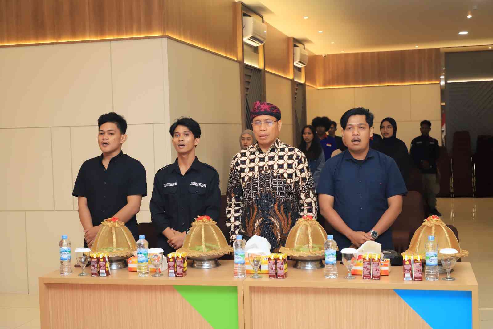 UPGRADING : Karo PBJ Setprov Kaltara, Amir Hamsyah menghadiri pelantikan dan upgrading KPMKU Makassar belum lama ini.