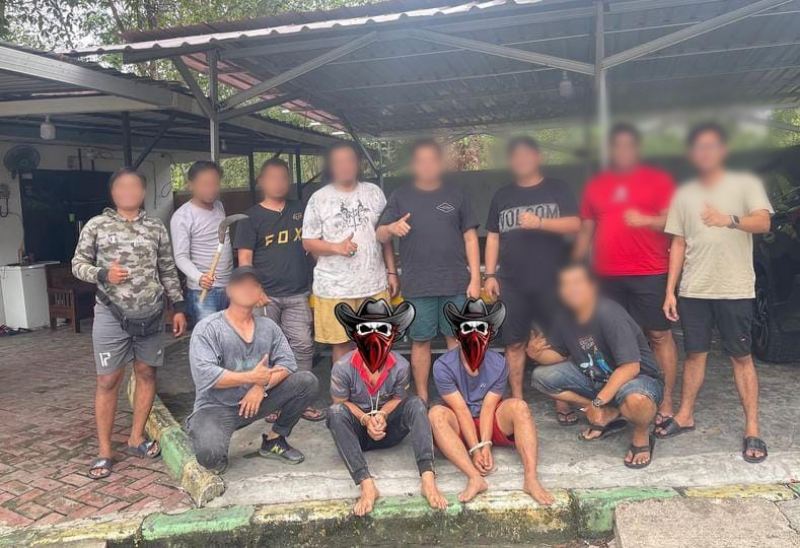 Dua tersangka tindak pidana curas yang beraksi di kios Alfamidi Perumahan Bukit Batuah terancam 9 tahun bui. (Foto : Istimewa)