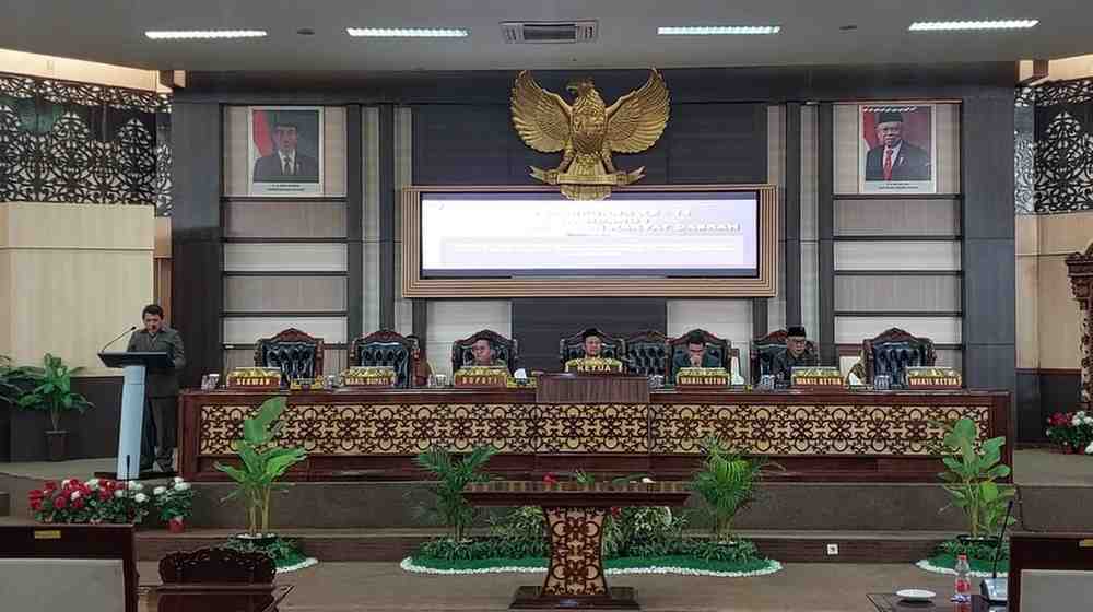 Rapat Paripurna DPRD Kukar terkait nota keuangan rancangan APBD Tahun 2024 (Elmo/Prokal.co)