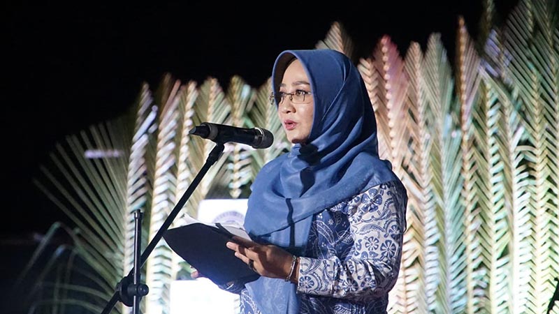 PASTIKAN PEMENUHAN FASILITAS: Bupati Berau, Sri Juniarsih saat memberi sambutan pada gelaran Festival Maratua Jazz and Dive Fiesta (MJDF) Tahun 2023.