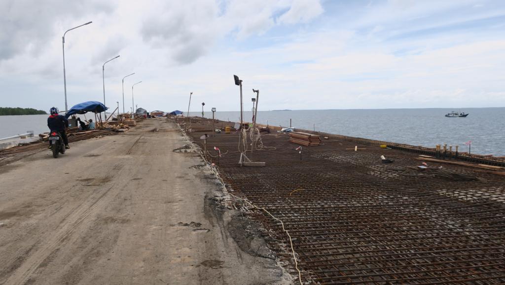 PELEBARAN: Dermaga Pangkalan Utama TNI AL XIII Tarakan dilebarkan untuk menambah kapasitas kapal yang bersandar.