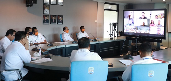 KESEPAKATAN PJBG: Gubernur Kaltara Dr H Irianto Lambrie menyaksikan dan memberi sambutan pada penandatanganan kesepakatan PJGB antara PT PHE Simenggaris-PT Medco E&P Simenggaris dengan PT Kayan LNG Nusantara secara virtual di gubernuran, Rabu (20/5).