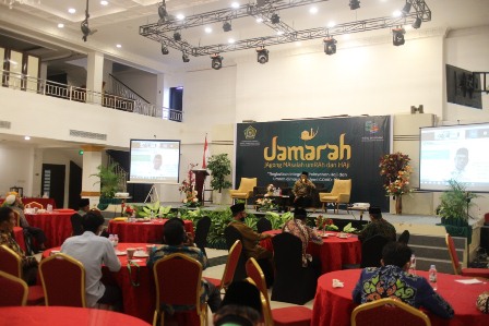 BAHAS HAJI: Kegiatan Jamarah yang diselenggarakan Kanwil Kemenag Kaltara di Tarakan, Senin (28/9) lalu, membahas kendala yang dihadapi mengenai penyelenggaraan ibadah haji dan umrah.