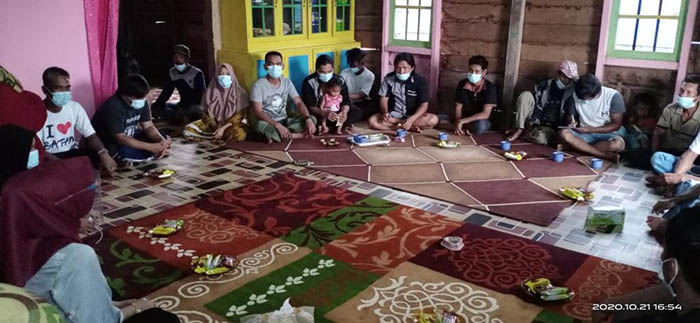 PASOKAN LISTRIK: Warga Desa Tanah Kuning menginginkan agar ketersediaan aliran listrik bisa dinikmati merata.