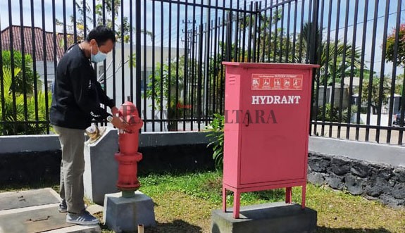 TUNGGU KUCURAN DANA: Pemasangan hydrant menjadi salah satu solusi yang direncanakan Gubernur Kaltara untuk penanggulangan kebakaran.