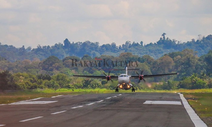 BAKAL DIPINDAH: Bandara Tanjung Harapan Tanjung Selor sementara ini hanya bisa didarati pesawat jenis ATR-72.