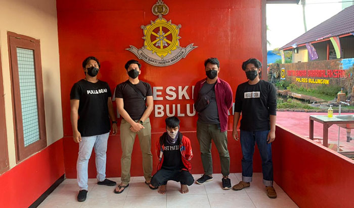 DIAMANKAN: ASS (duduk) yang berhasil diamankan personel Satreskrim Polres Bulungan.