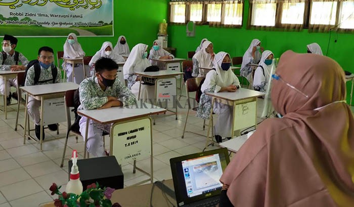 REKRUTMEN GURU: Untuk penerimaan P3K tenaga kependidikan sangat dibutuhkan.
