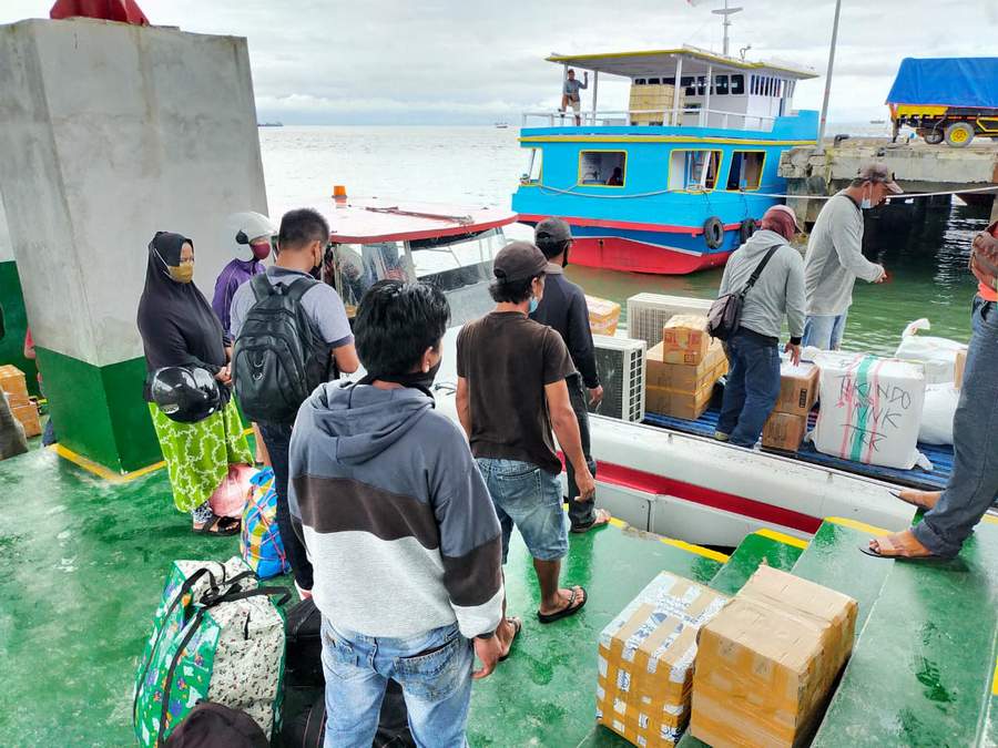 Aktivitas di pelabuhan Tengkayu Tarakan.
