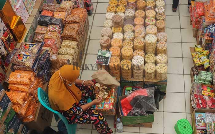 SERTIFIKAT HALAL: Bagi pelaku usaha baik makanan maupun minuman yang belum memiliki sertifikat halal agar segera mengajukan ke BPJPH.