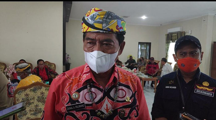 Drs H Zainal Arifin Paliwang SH. M. Hum