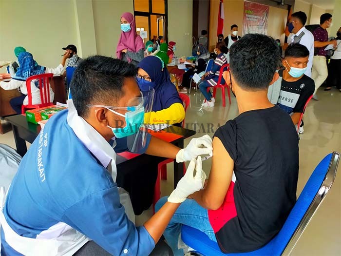 CAPAIAN VAKSINASI: Guna mencapai target penyuntikan vaksin masih terus digenjot.