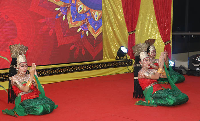 PROMOSI DAERAH: Pelaksanaan Calender of Event Kaltara Tahun 2022 dimeriahkan dengan tarian, pada Selasa malam lalu (14/12).