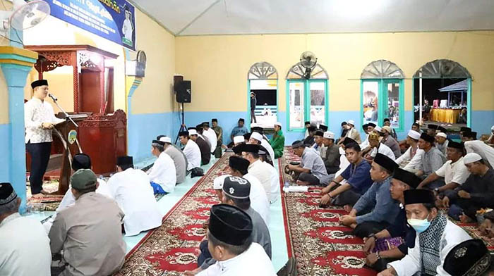 SAFARI RAMADAN: Bupati KTT Ibrahim Ali melaksanakan Safari Ramadan di Masjid Jami Ibrahim, Desa Bebatu, Kecamatan Sesayap Hilir.