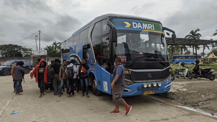 ANGKUTAN MUDIK: Lonjakan penumpang yang menggunakan jasa angkutan Damri, diprediksi terjadi pada 28-29 April nanti.