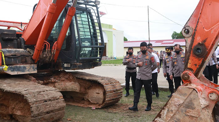 KASUS ILEGAL: Barang bukti hasil kegiatan ilegal mining yang disimpan di Makopolda Kaltara untuk pengembangan kasus.