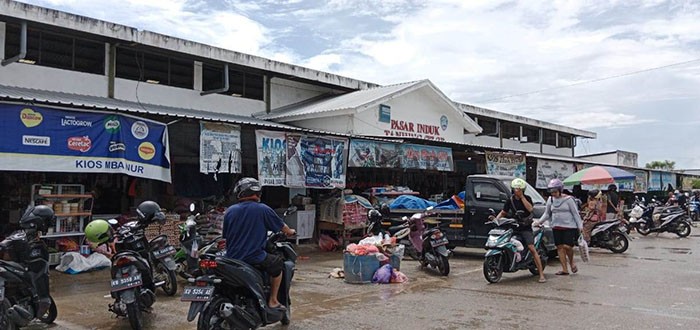 BAKAL DIRENOVASI: Los pasar ikan di Pasar Induk Tanjung Selor akan direnovasi bila sudah rampung nantinya untuk penempatan pedagang sembako.