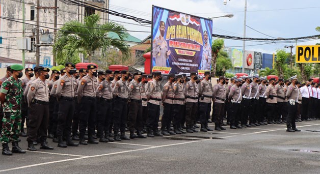 GELAR PASUKAN: Polres Tarakan melakukan gelar pasukan untuk Operasi Zebra Kayan 2022, Senin (3/10).