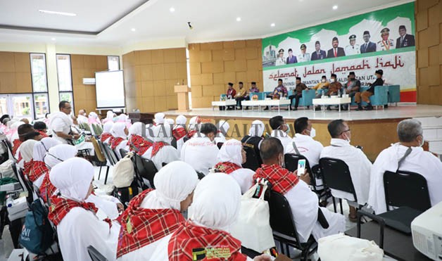 JAMAAH HAJI: Kemenag Tarakan mengawasi terhadap travel haji dan umrah yang tidak memiliki izin cabang.