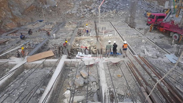 PENGERJAAN DIKEBUT: Pembangunan Kantor DPRD Kaltara yang berlokasi di KBM Gunung Seriang Tanjung Selor ditargetkan tahun depan bisa rampung.