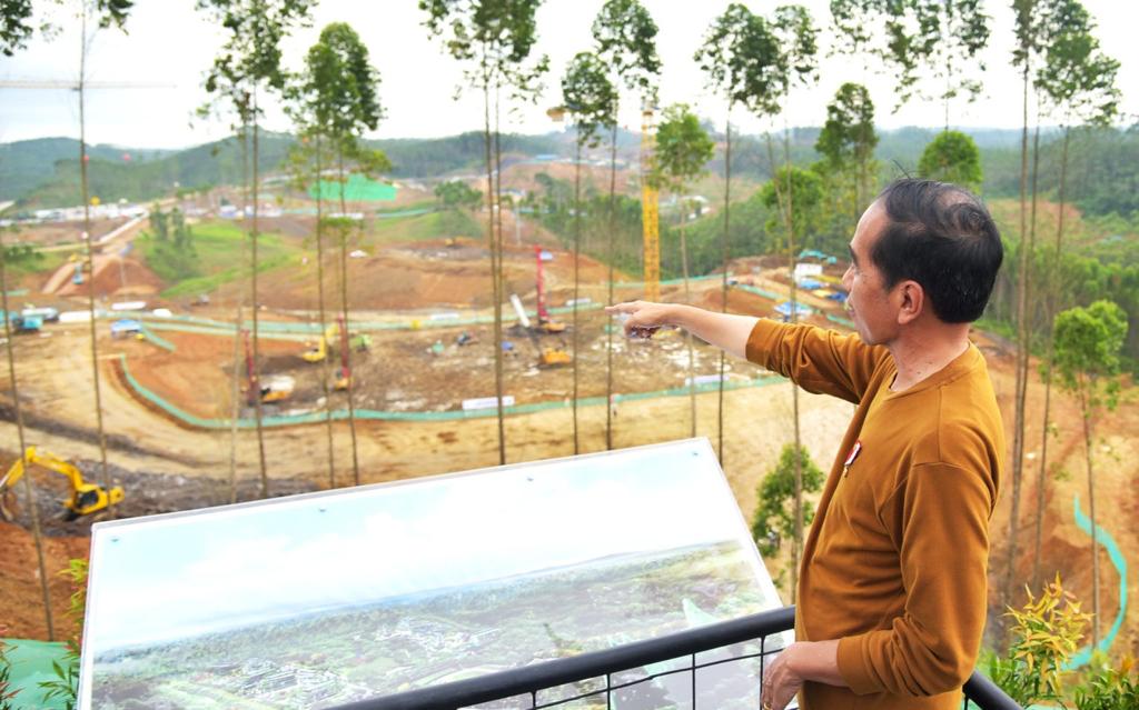 Sebelum ke Kaltara, Jokowi berada di Kaltim dan mengunjungi IKN.