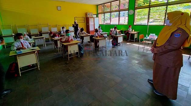 INSENTIF NAIK: Pemprov Kaltara telah mengalokasikan anggaran tahun ini sekitar Rp 100 miliar untuk pemberian insentif guru.