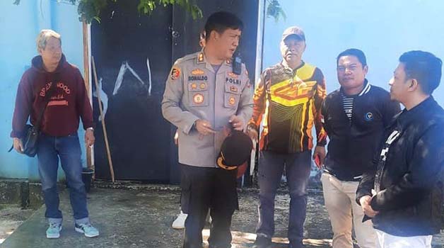 KUNJUNGI POS POLISI: Kapolres Tarakan AKBP Ronaldo Maradona T.P.P Siregar akan siagakan 1 personel untuk mengakomodir keluhan masyarakat terkait pencurian.