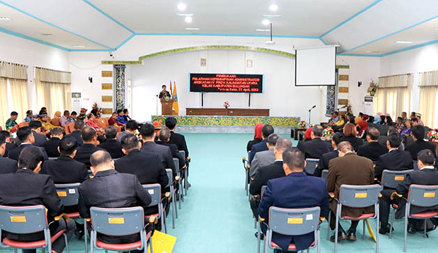 PENINGKATAN KOMPETENSI: Wagub Kaltara Dr Yansen TP, M.Si berbagi pengalaman pada pelaksanaan PKA Angkatan IV Tahun 2023 di Aula BPSDM Kabupaten Bulungan, Kamis (27/4).