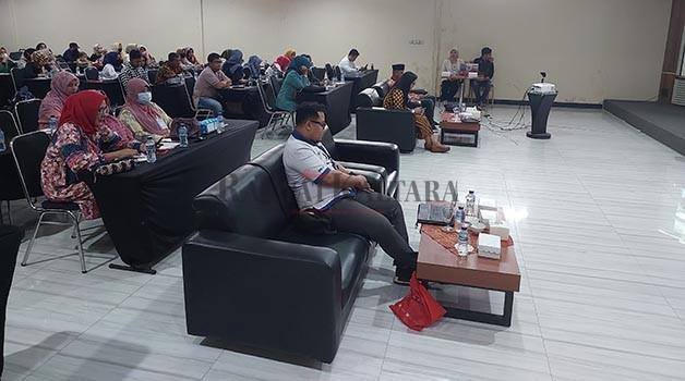 PENATAAN KOTA: Warga pesisir di Tarakan dilakukan sosialisasi terkait penataan kota, Rabu (17/5).