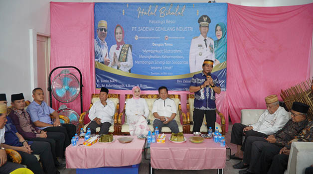 SILATURAHMI: Gubernur Kaltara Drs H Zainal Arifin Paliwang SH, M.Hum bersilaturahmi bersama tokoh masyarakat Kota Tarakan, Kamis (18/5).