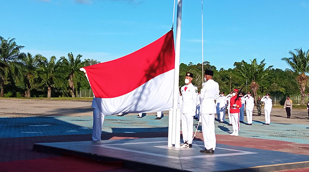 GENJOT LATIHAN: Latihan Paskibra provinsi yang dilaksanakan di lapangan Agatish Tanjung Selor.