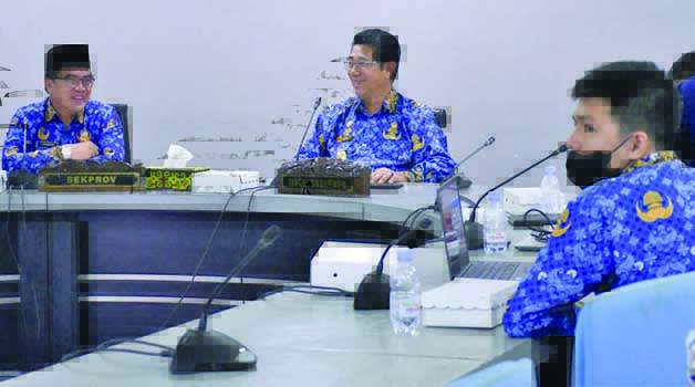 PRO LANTERA KU: Wagub Kaltara Dr Yansen TP, M.Si mengikuti sesi presentasi dan wawancara KIPP 2023, di Kantor Gubernur, Senin (17/7).