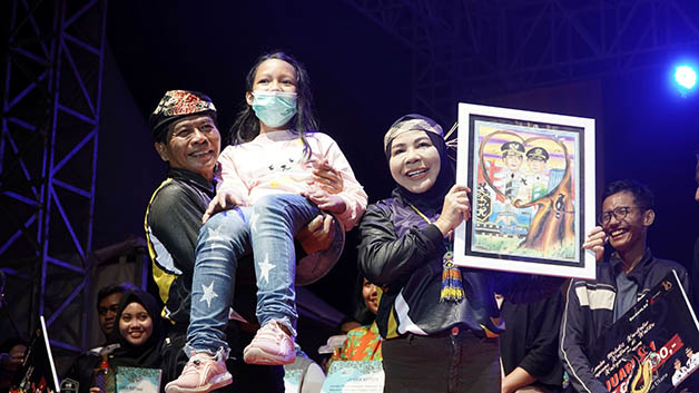 BENUANTA FEST: Gubernur Kaltara Drs H Zainal Arifin Paliwang SH, M.Hum menghadiri penutupan HUT Kaltara ke-10, pada tahun lalu.