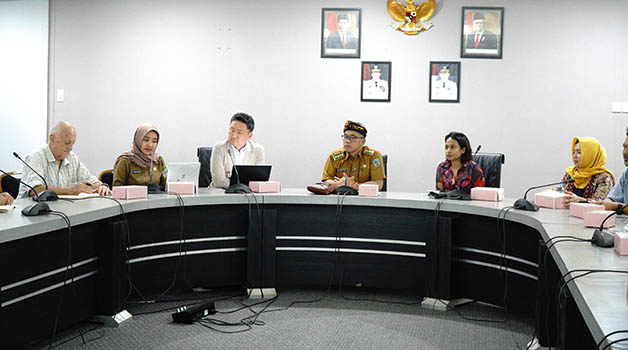 EKONOMI HIJAU: Bappeda-Litbang Kaltara menerima kunjungan kehormatan GGGI, di Ruang Rapat Lantai 1 Kantor Gubernur Kaltara, Senin (4/9).