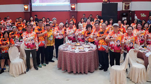 PUNCAK ACARA: Gubernur Kaltara Drs H Zainal Arifin Paliwang SH, M.Hum mengikuti Grand Party Borneo Nash Hash ke-19 di Hotel Tarakan Plaza, Ahad (24/9) malam.