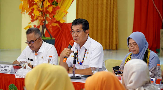 KUNJUNGAN KERJA: Wagub KaltaraDr Yansen TP, M.Si menerima kunjungan kerja Komisi IX DPR RI di Kota Tarakan.