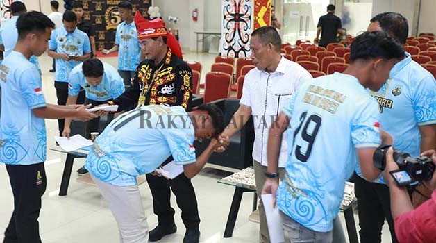 SIAP BERLAGA: Tim Sepak Bola Kaltara akan melakoni kualifikasi Pra PON di Balikpapan dan Samarinda, Kaltim.