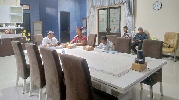 VIRTUAL: Gubernur Kaltara Drs H Zainal Arifin Paliwang SH, M.Hum menghadiri Gemilang Perpustakaan Nasional 2023 secara virtual, Rabu (11/10) malam.