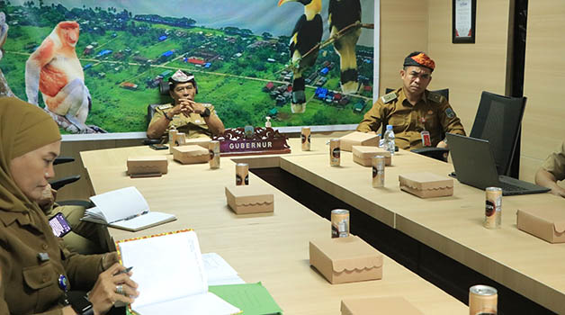 PANGAN: Gubernur Kaltara Drs H Zainal Arifin Paliwang SH, M.Hum mengikuti daring dengan Kemendagri perihal komoditas pangan.