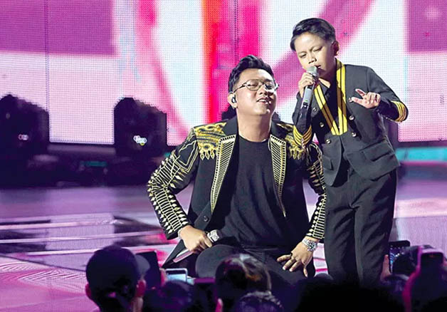 BAKAL KE KALTARA: Penyanyi cilik Farel Prayoga (kanan) akan memeriahkan event Festival Literasi Kaltara pada 7 November mendatang.