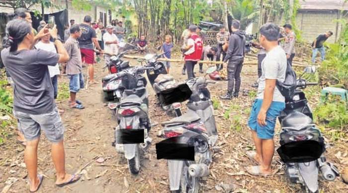 DIBUBARKAN: Unit Resmob Satreskrim Polres Tarakan membubarkan dugaan perjudian sabung ayam, Senin (25/12).