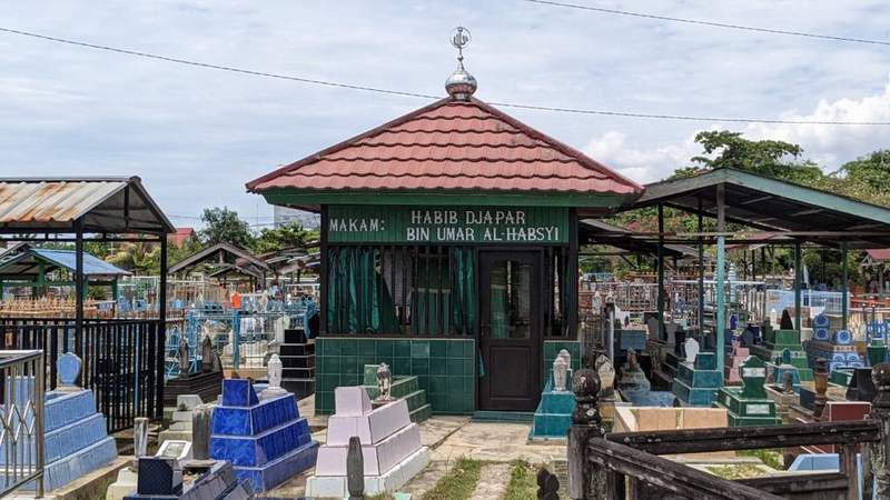 SEJARAH: Makam Habib Ja’far di Bontang Kuala.