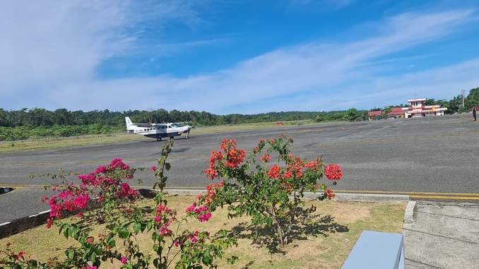 AJAK KOLABORASI: Bupati Berau Sri Juniarsih mengatakan akan mengajak pengusaha resor di Maratua untuk ikut berkolaborasi dalam upaya mendatangkan penerbangan ke Maratua yang saat ini belum terdapat penerbangan domestik dengan pesawat yang lebih besar sepe