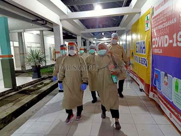 TETAP LANCAR : Zona pelayanan RSUD Doris Sylvanus dibagi dua agar pelayanan pasien umum dan pasien Covid-19 tidak terganggu.(IST/RADARPALANGKA)